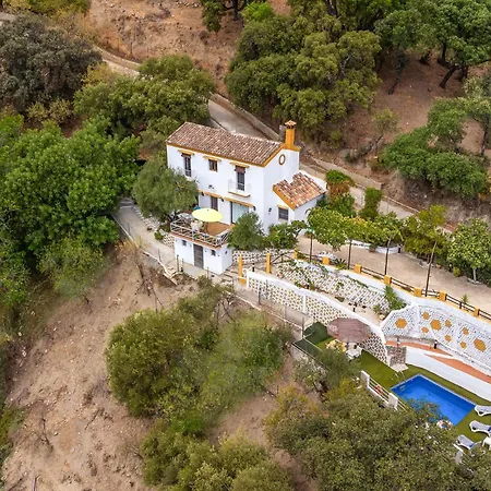 Stunning In With Swimming Pool Algatocín