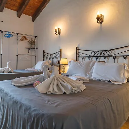 Casa vacanze Stunning In With Swimming Pool *