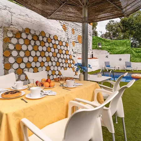 Stunning In With Swimming Pool Ferienhaus *
